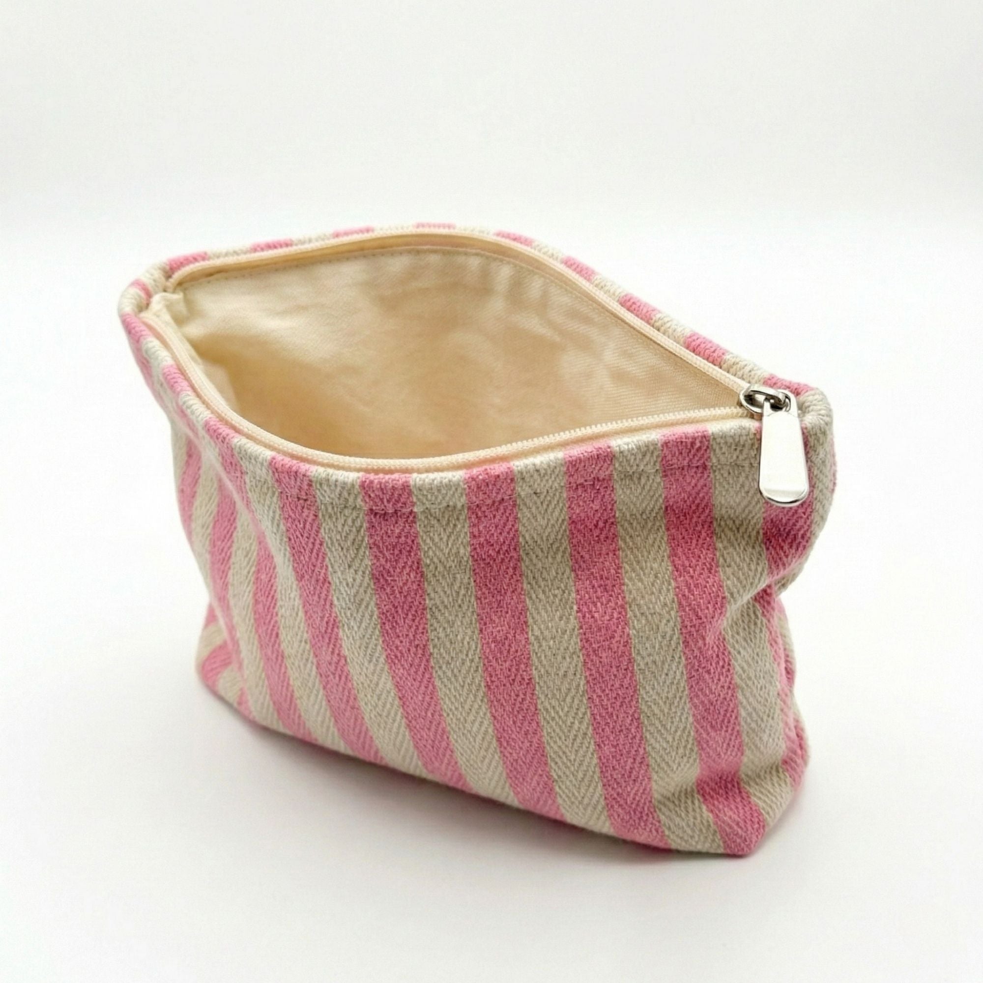The ROXIE Herringbone Beauty Bag